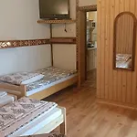 Goscinne U Krupy Pensión Murzasichle